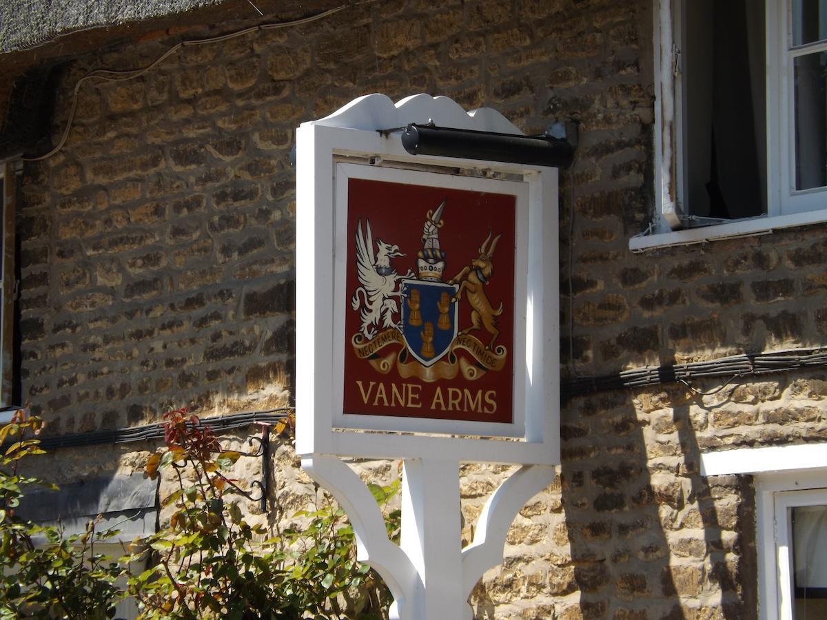 The Vane Arms Otel Sudborough Dış mekan fotoğraf
